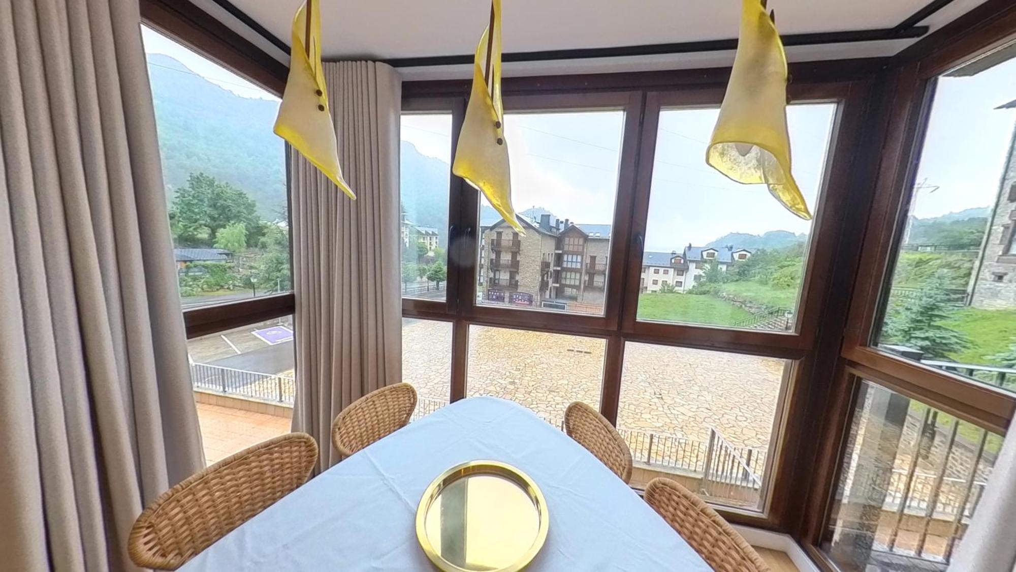Hadar Deluxe - Tucasaenlospirineos Escarrilla Dış mekan fotoğraf